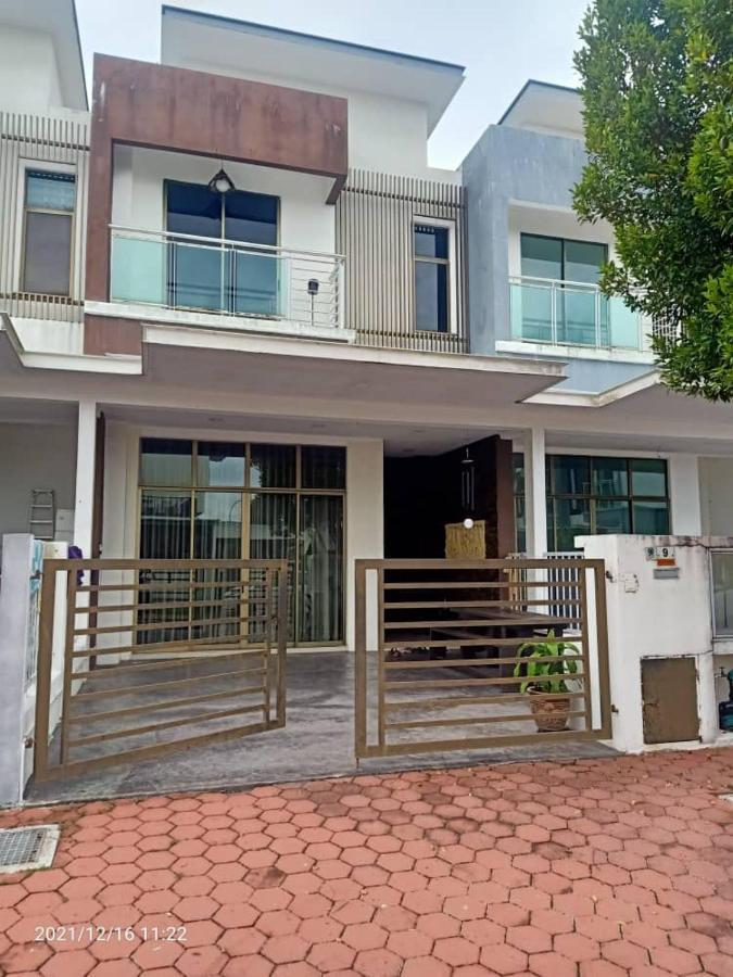 Kuala Selangor Botanic 4R3B Homestay 15Pax Exterior foto