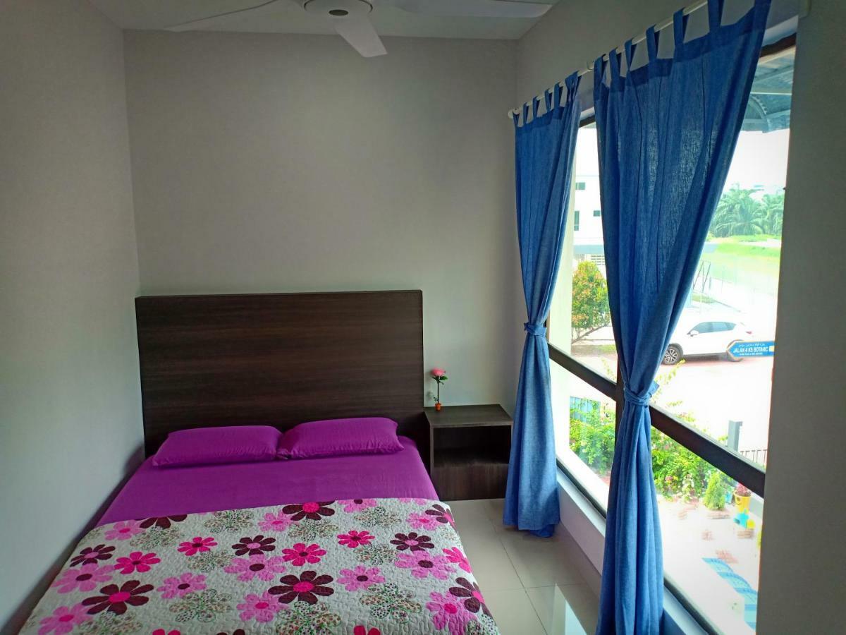 Kuala Selangor Botanic 4R3B Homestay 15Pax Exterior foto